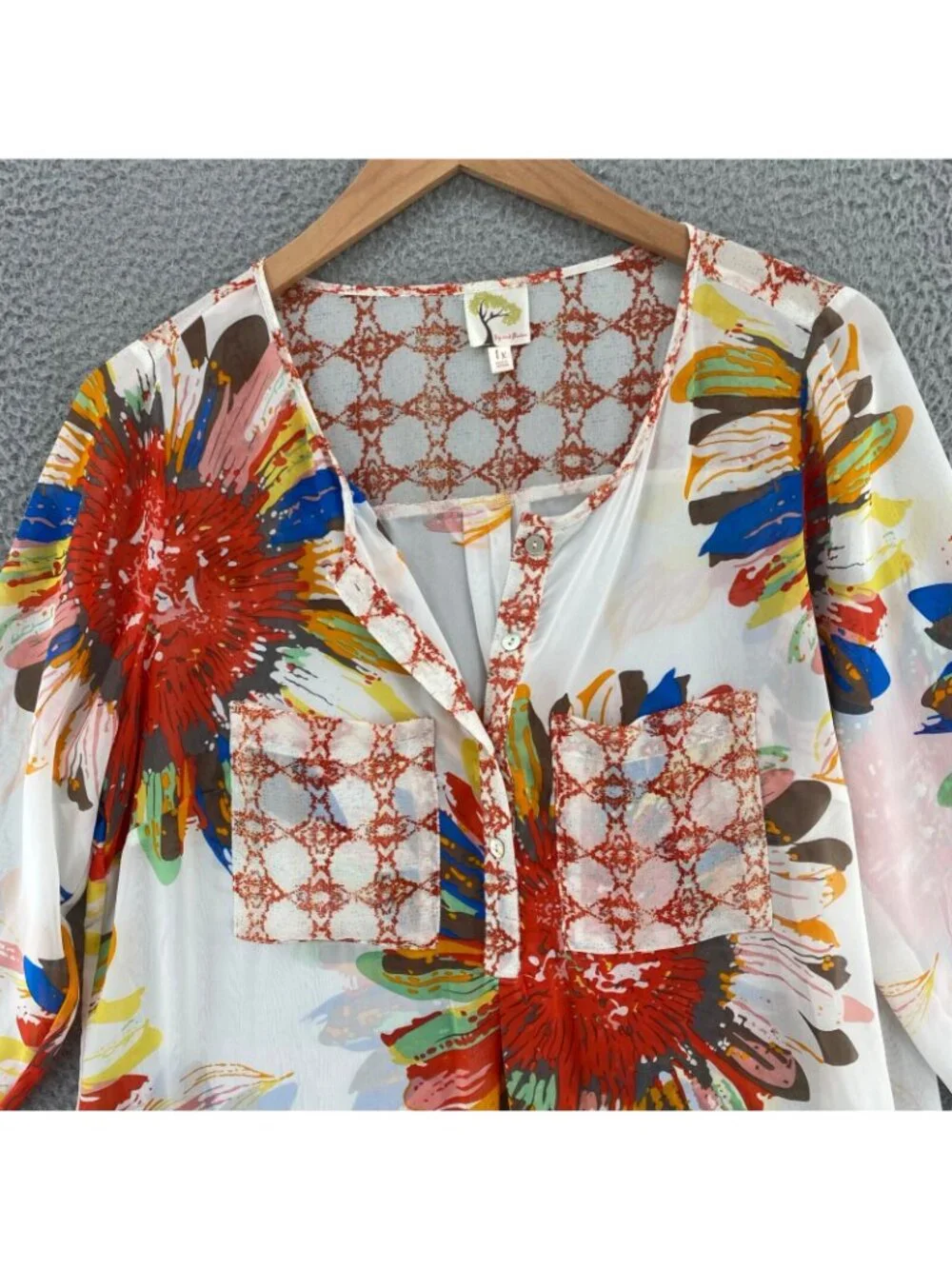 Fig & Flower Top Womens 1X Plus White Multi Floral Tunic 3/4 Sleeve 1/4 Button